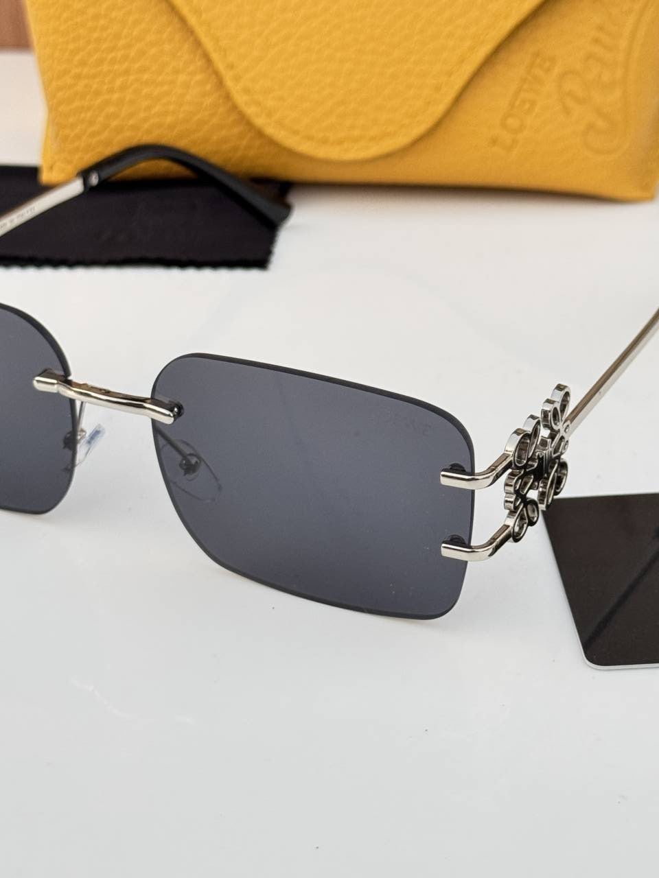 Loewe 2583 silver black